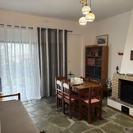 Linda's House * بوليخرونو