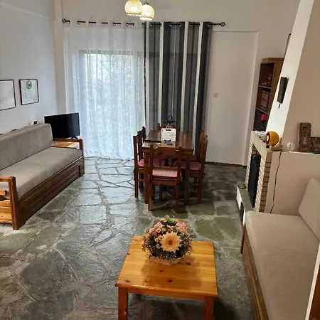 Linda's House * بوليخرونو